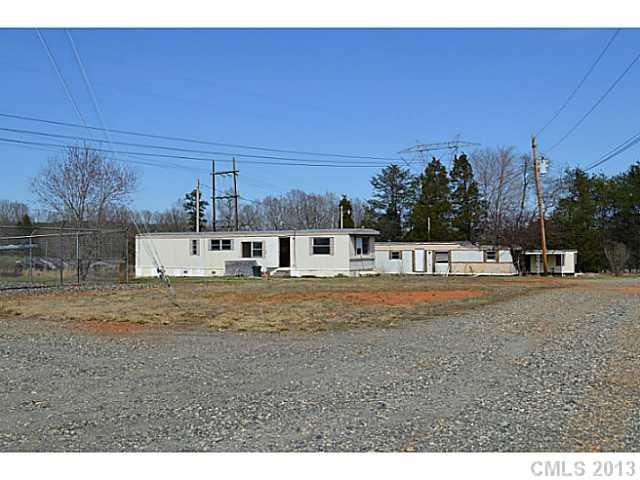 2028 Rhyne Road Dallas, NC 28034 - Photo 7 of 8 Gallery Image 7