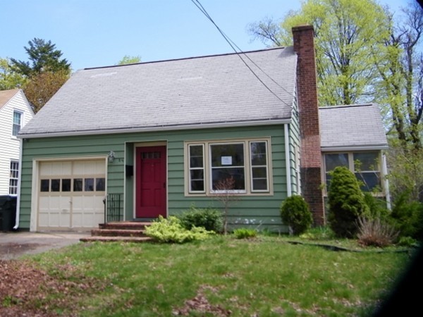 29 Wheeler Avenue Springfield, MA 01118 - Photo 2 of 6 Gallery Image 2