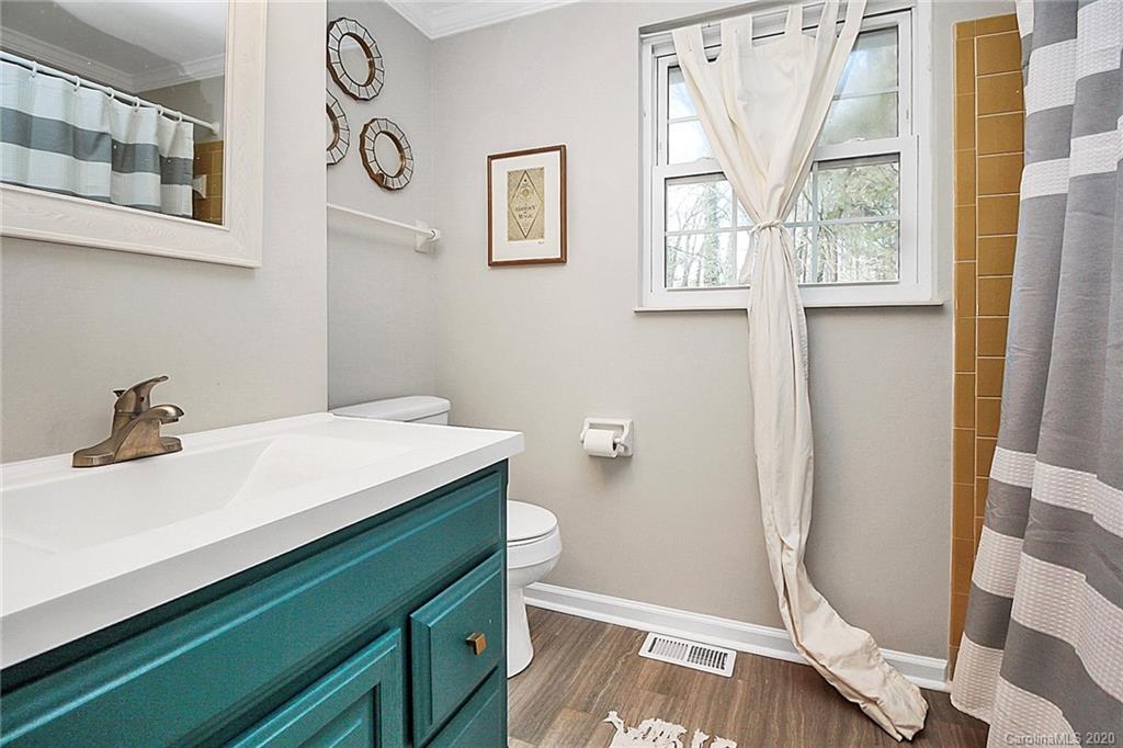 6300 Pella Road Charlotte, NC 28211 - Photo 32 of 41 Gallery Image 32