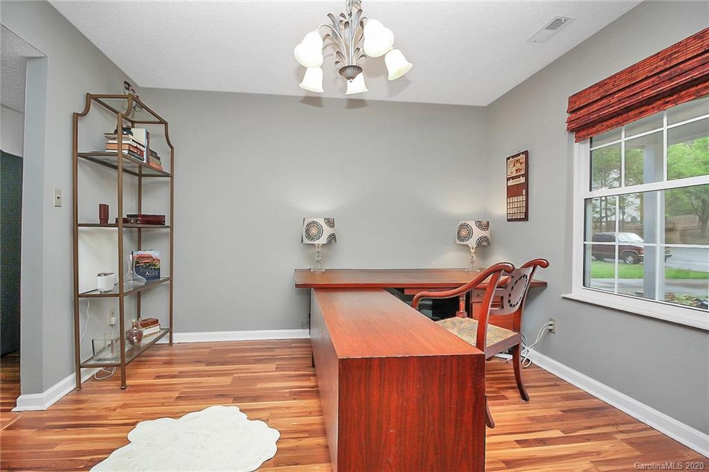 6300 Pella Road Charlotte, NC 28211 - Photo 7 of 41 Gallery Image 7