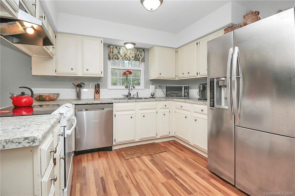 6300 Pella Road Charlotte, NC 28211 - Photo 10 of 41 Gallery Image 10