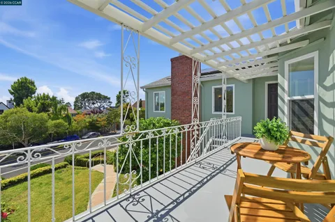 $1,398,000 | 961 Arlington Avenue, Berkeley, CA 94707