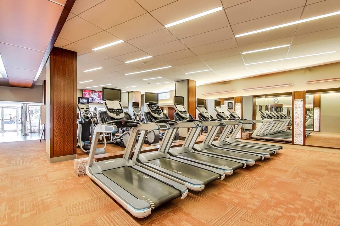 400 East Randolph Street, Unit 1915 Chicago, IL 60601 - Photo 20 of 25 a view of a room with gym equipment