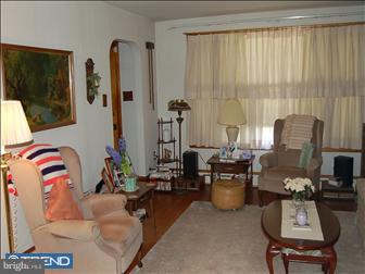 2034 Store Road Harleysville, PA 19438 - Photo 3 of 6 Living Room