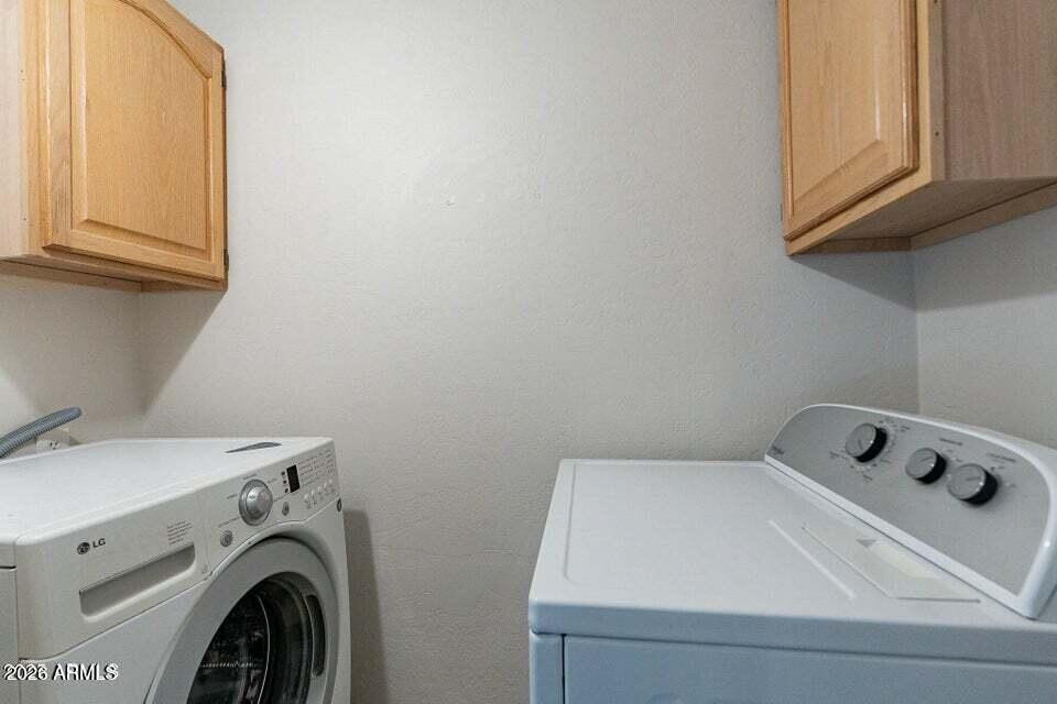 505 West Howe Street Tempe, AZ 85281 - Photo 18 of 20 a utility room with dryer and washer