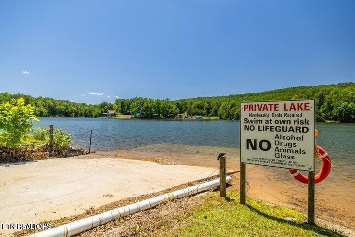 6838 Flats Road Tallassee, TN 37878 - Photo 11 of 17 Private lake