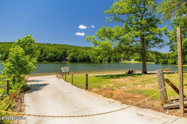 6838 Flats Road Tallassee, TN 37878 - Photo 12 of 17 Private ramp