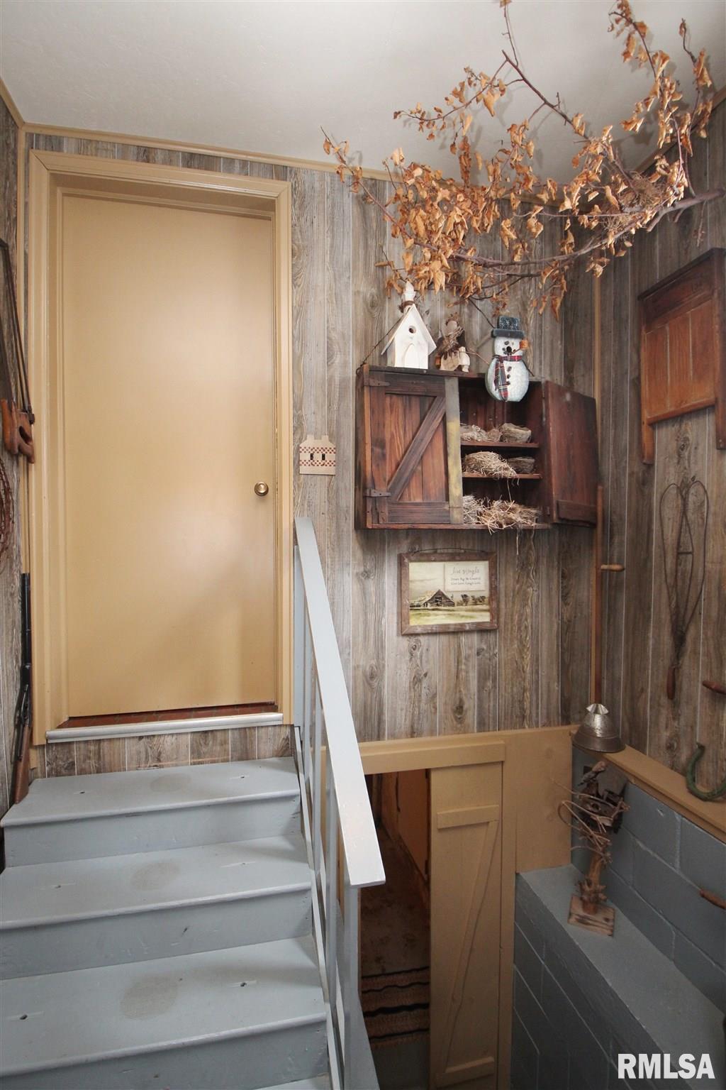 2313 Springfield Road East Peoria, IL 61611 - Photo 28 of 41 Gallery Image 28