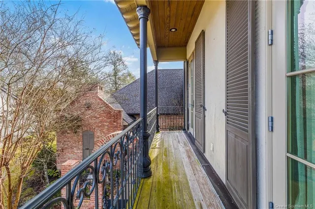 $735,000 | 1476 Hickory Ridge Drive, Lake Charles, LA 70611