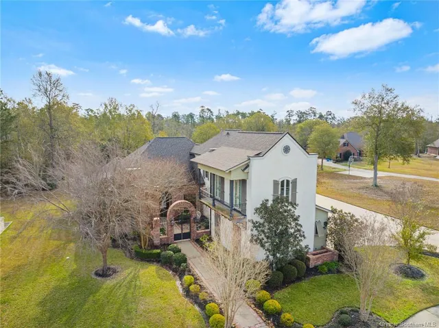 $735,000 | 1476 Hickory Ridge Drive, Lake Charles, LA 70611