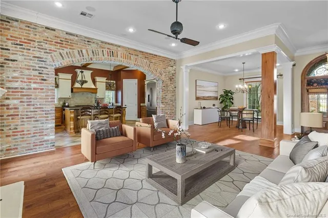 $735,000 | 1476 Hickory Ridge Drive, Lake Charles, LA 70611