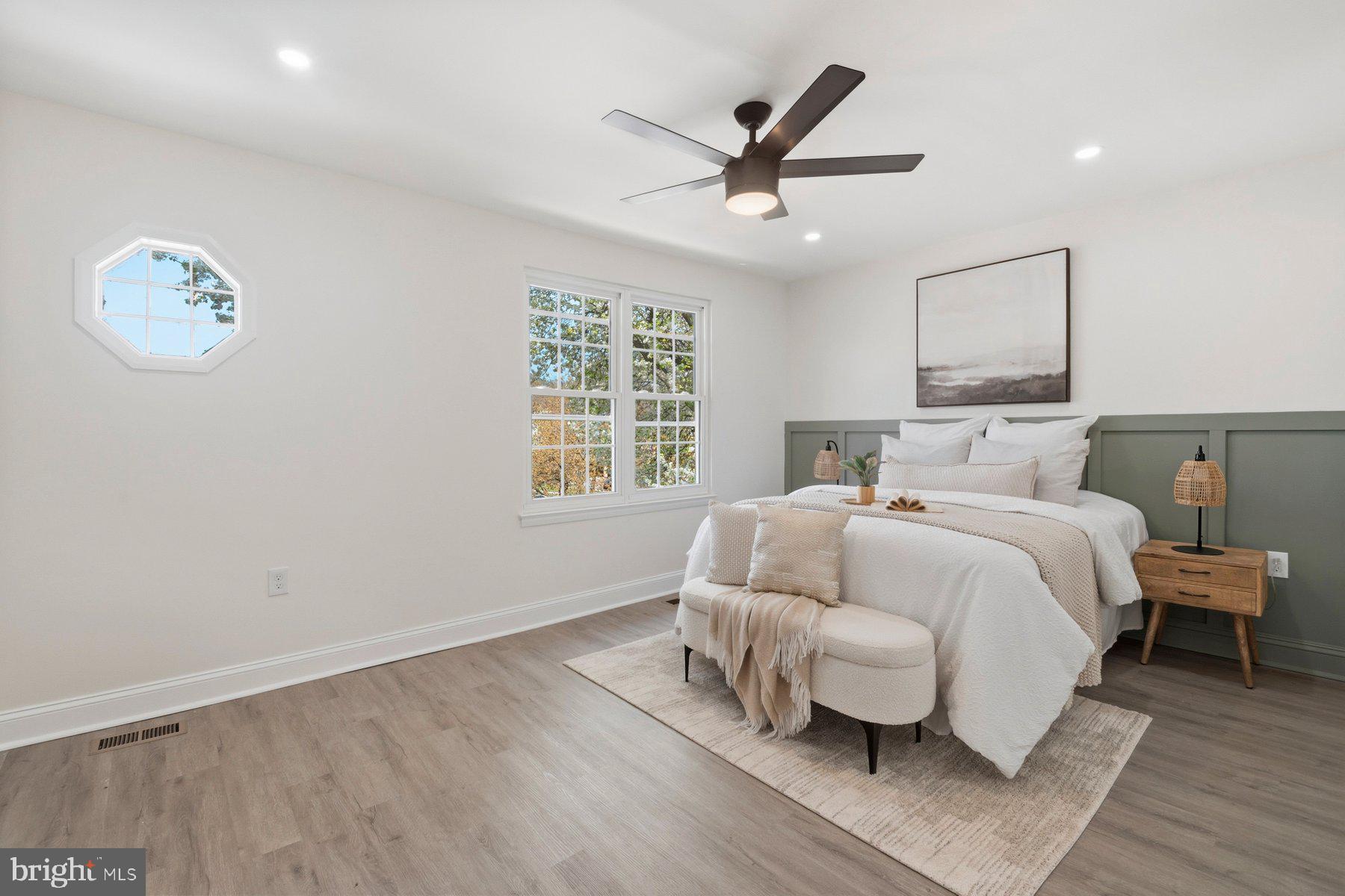 7 Prestwick Square Baltimore, MD 21228 - Photo 21 of 28 a bedroom with a bed and a window