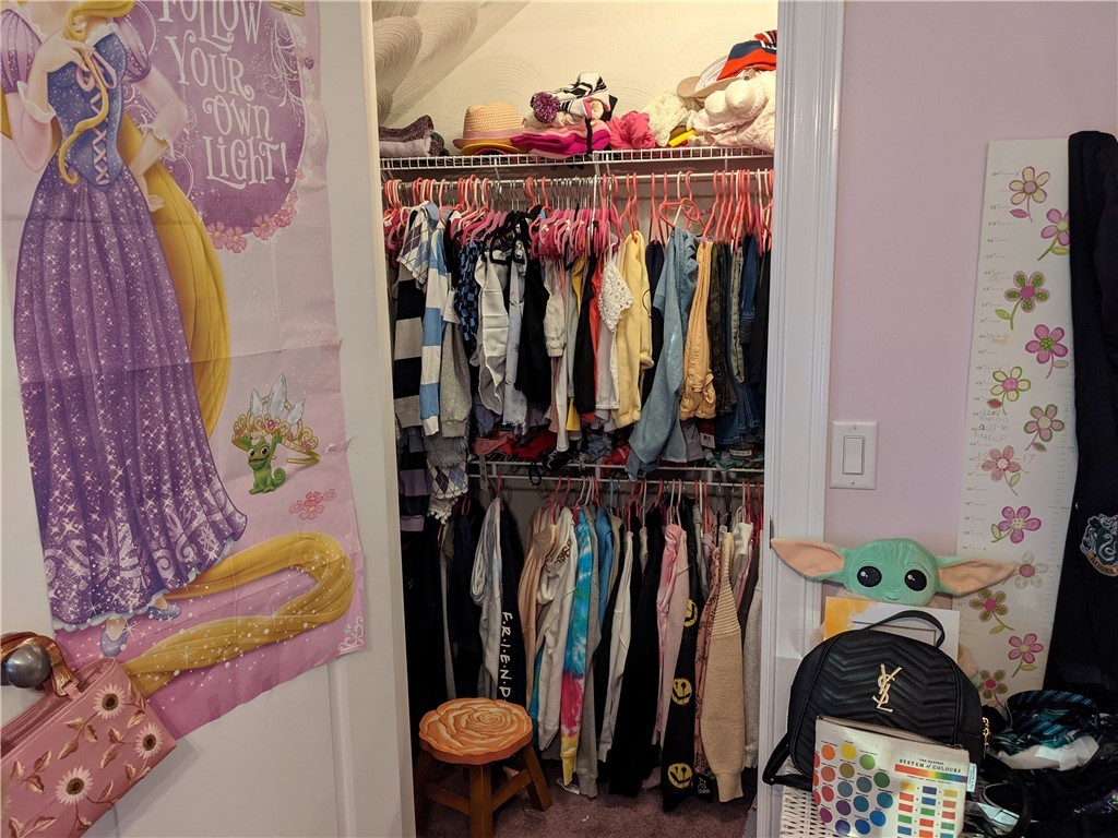 3 Dillon Lane Smithfield, RI 02917 - Photo 28 of 35