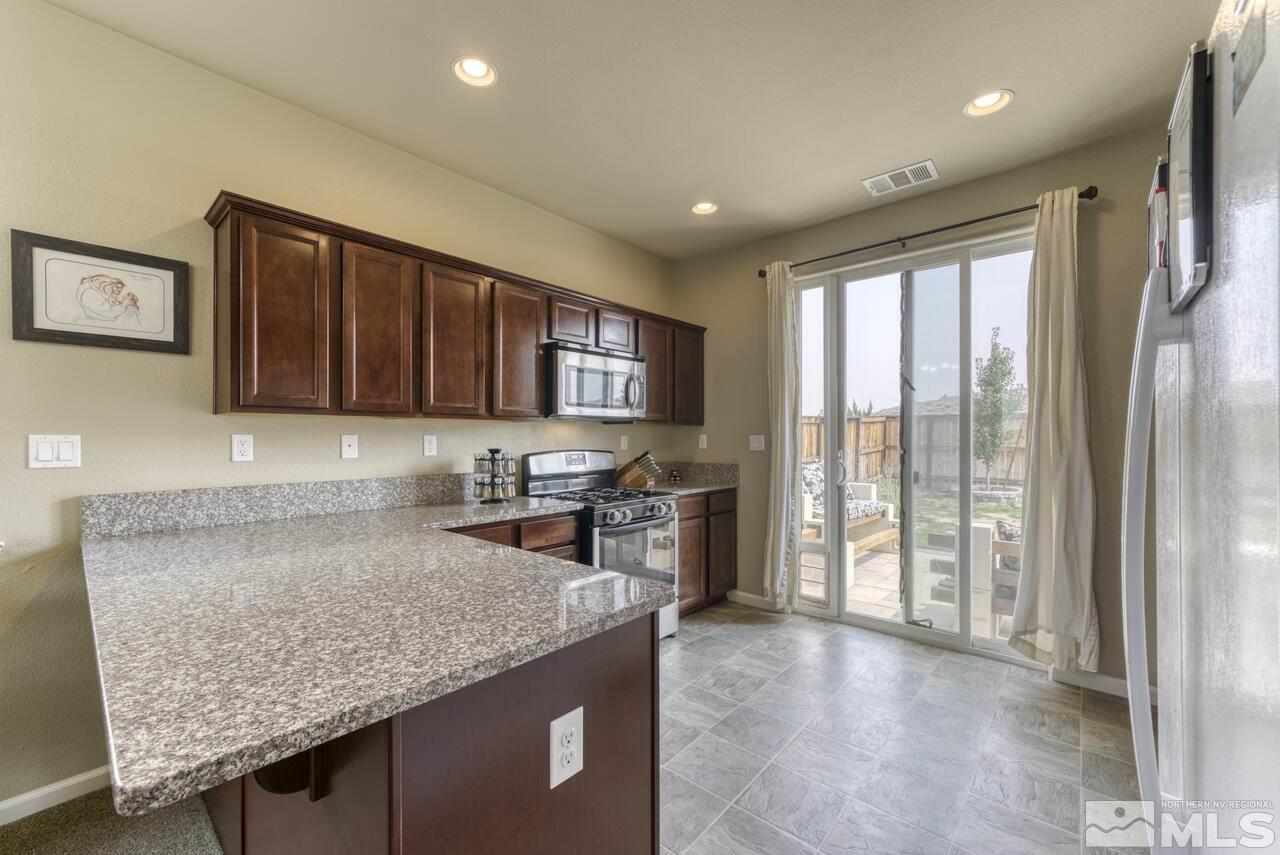 3670 Coastal Street Reno, NV 89512 - Photo 14 of 33 Photo 14