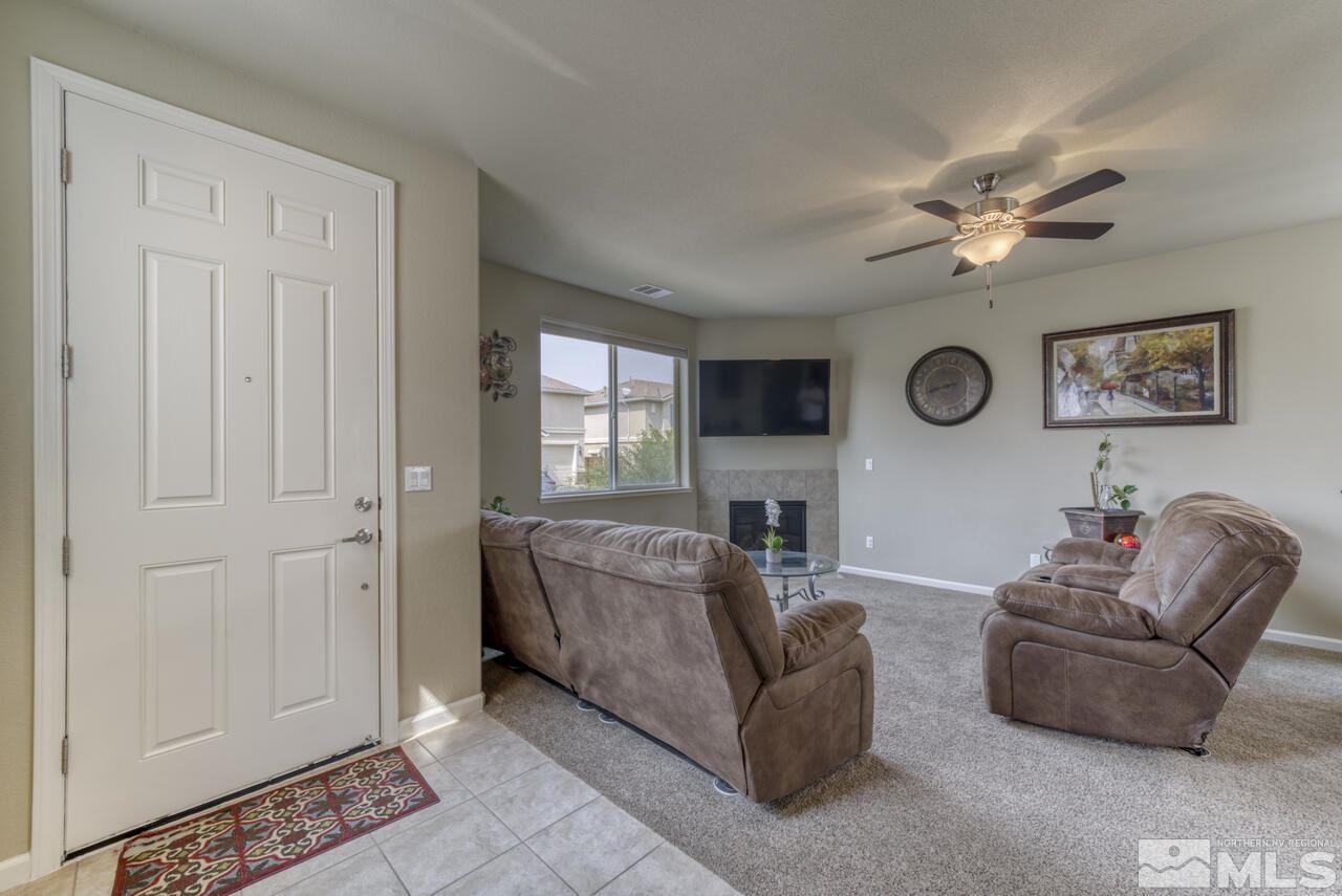 3670 Coastal Street Reno, NV 89512 - Photo 4 of 33 Photo 4