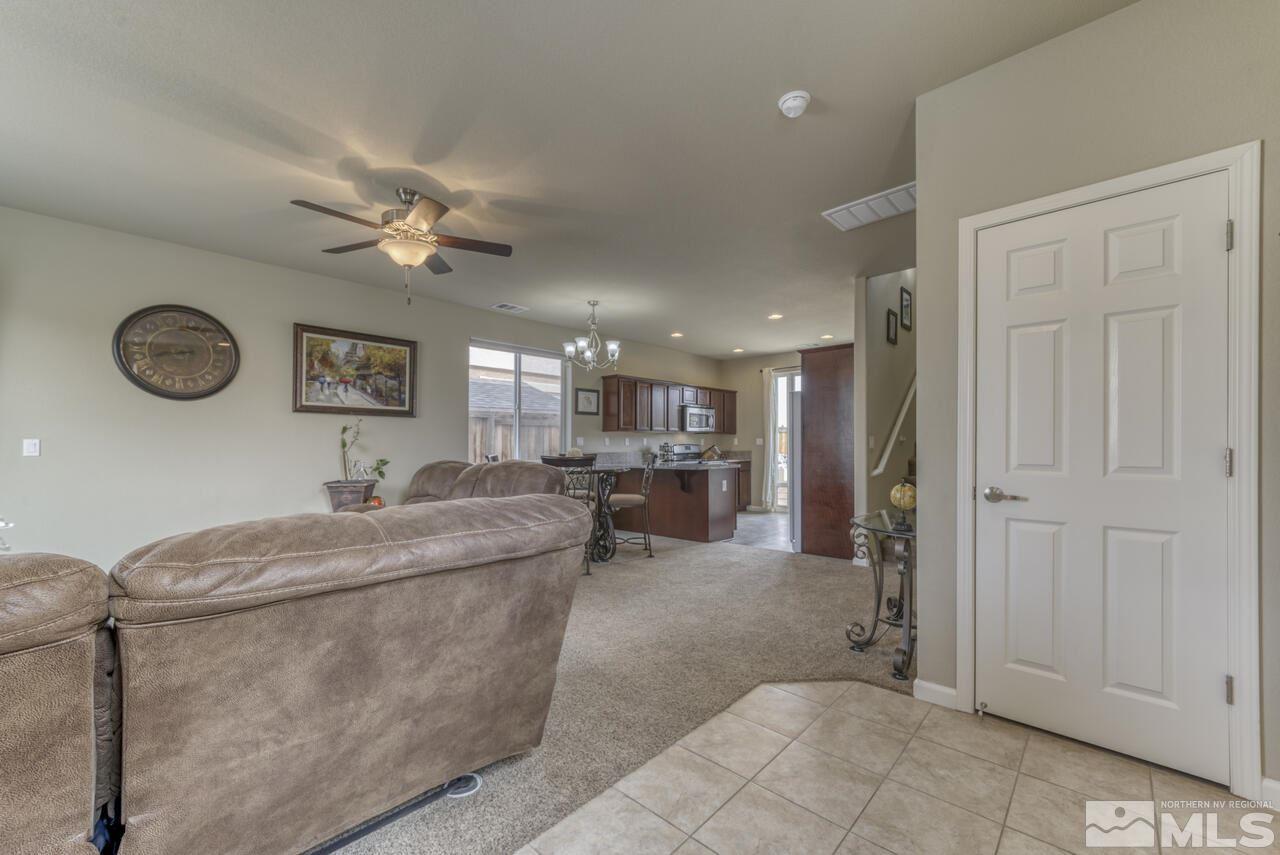 3670 Coastal Street Reno, NV 89512 - Photo 5 of 33 Photo 5