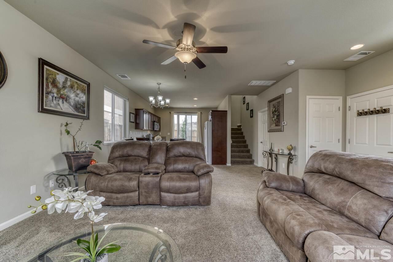 3670 Coastal Street Reno, NV 89512 - Photo 7 of 33 Photo 7