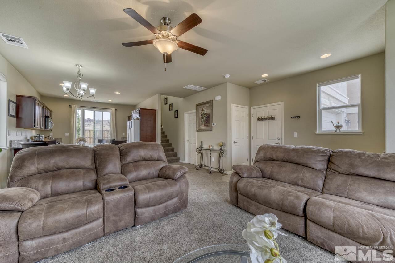 3670 Coastal Street Reno, NV 89512 - Photo 8 of 33 Photo 8