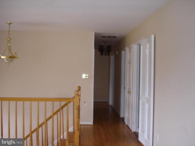 6706 Southfield Road Fort Washington, MD 20744 - Photo 5 of 15 Living Room #2