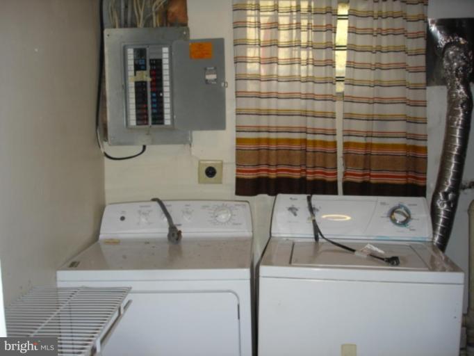 6706 Southfield Road Fort Washington, MD 20744 - Photo 9 of 15 Laundry Area 1