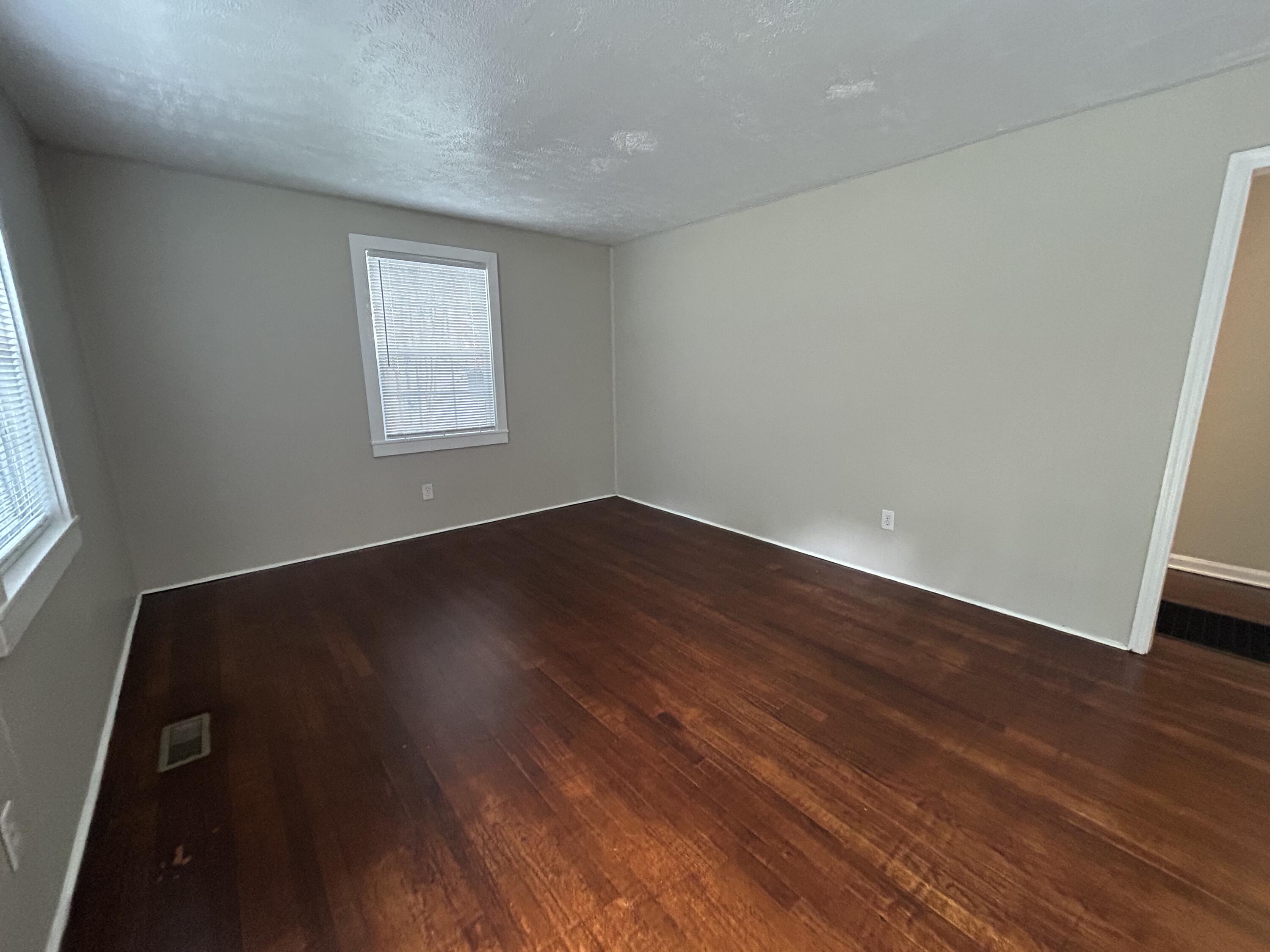 612 Carolina Springs Road North Augusta, SC 29841 - Photo 4 of 21 Living Room