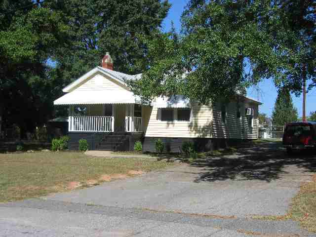 197 Sumter Street Anderson, SC 29621 - Photo 1 of 9