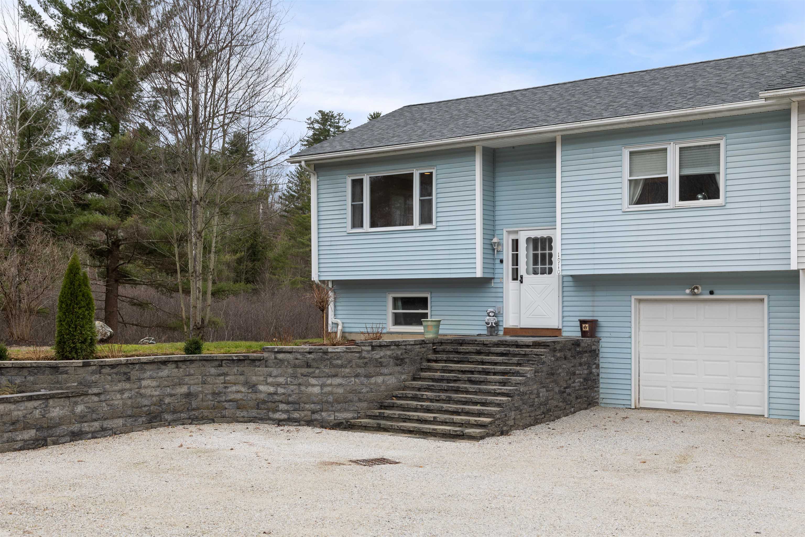 1910 Old Creamery Road Williston, VT 05495 - Photo 2 of 40