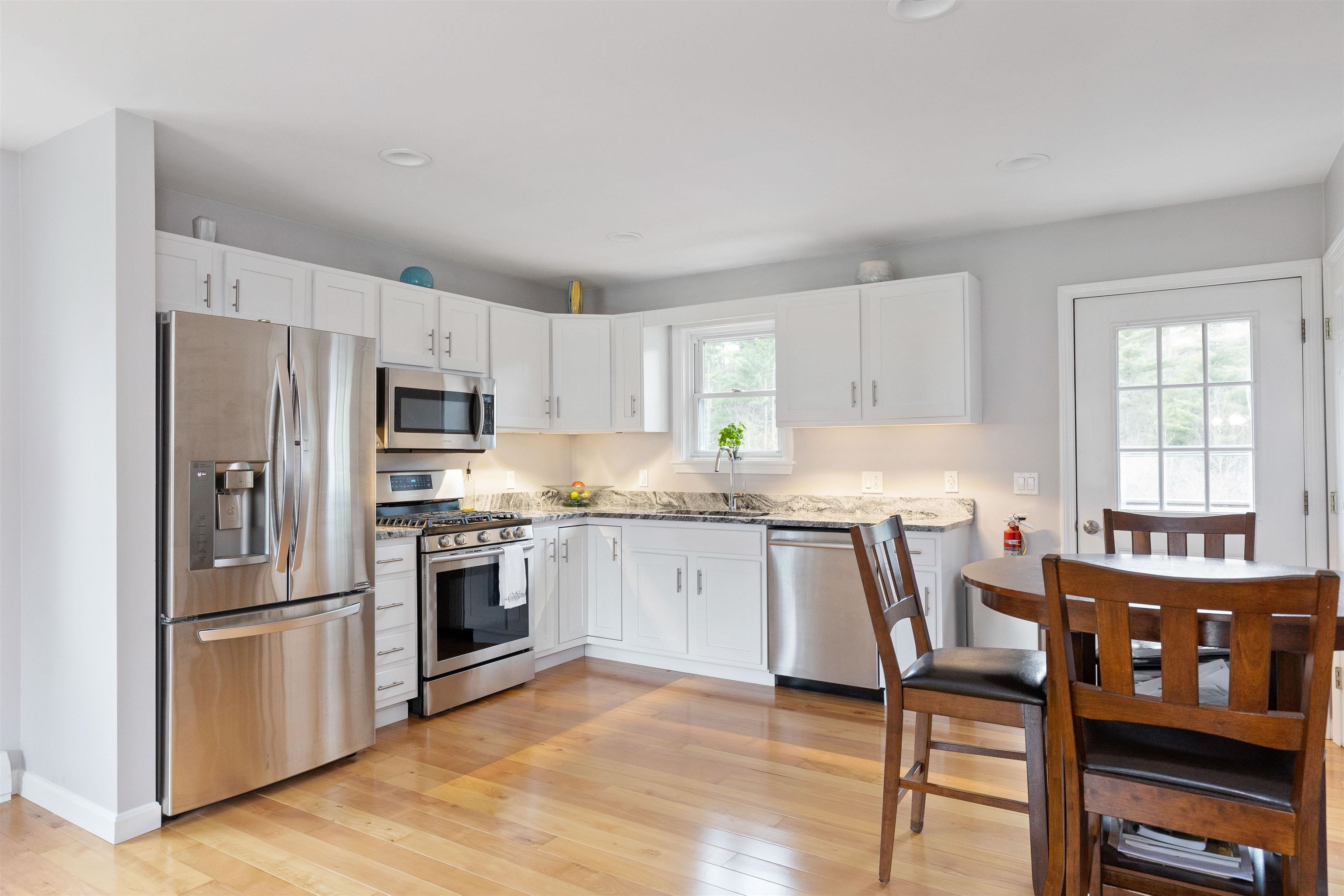 1910 Old Creamery Road Williston, VT 05495 - Photo 12 of 40