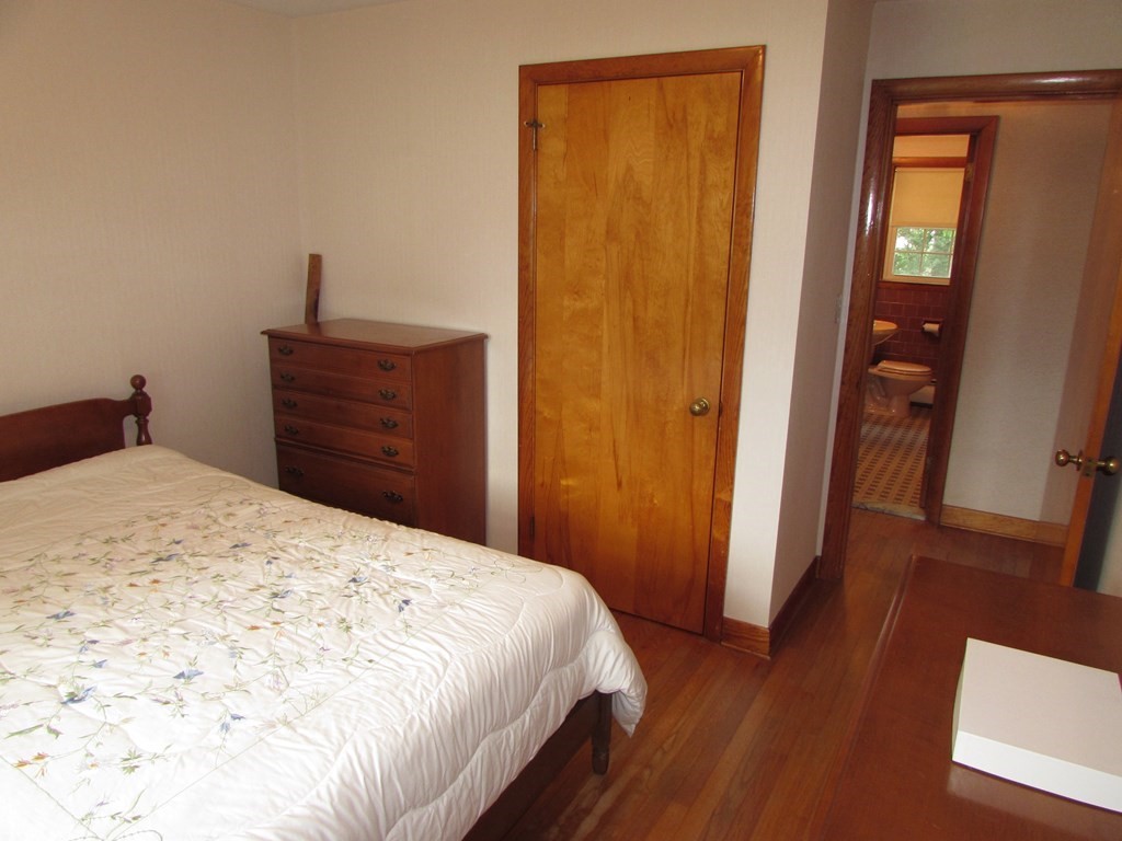 33 Old Willis Road Cumberland, RI 02864 - Photo 16 of 32 Gallery Image 16