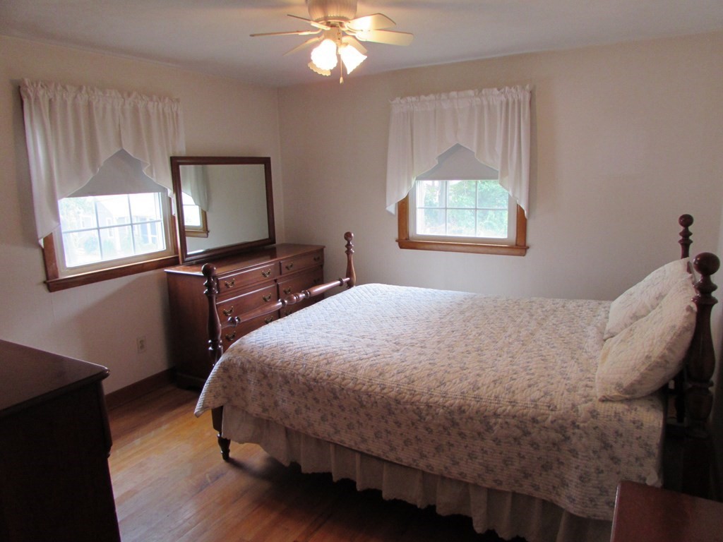 33 Old Willis Road Cumberland, RI 02864 - Photo 19 of 32 Gallery Image 19