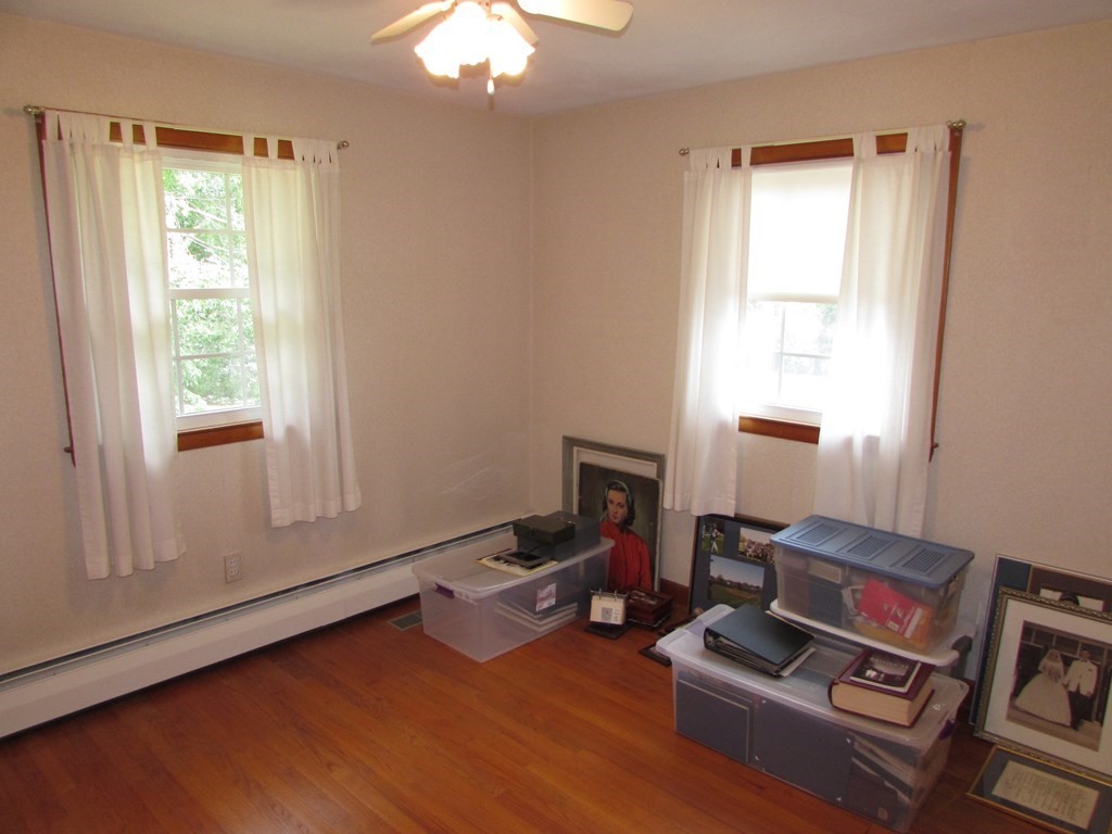 33 Old Willis Road Cumberland, RI 02864 - Photo 27 of 32 Gallery Image 27