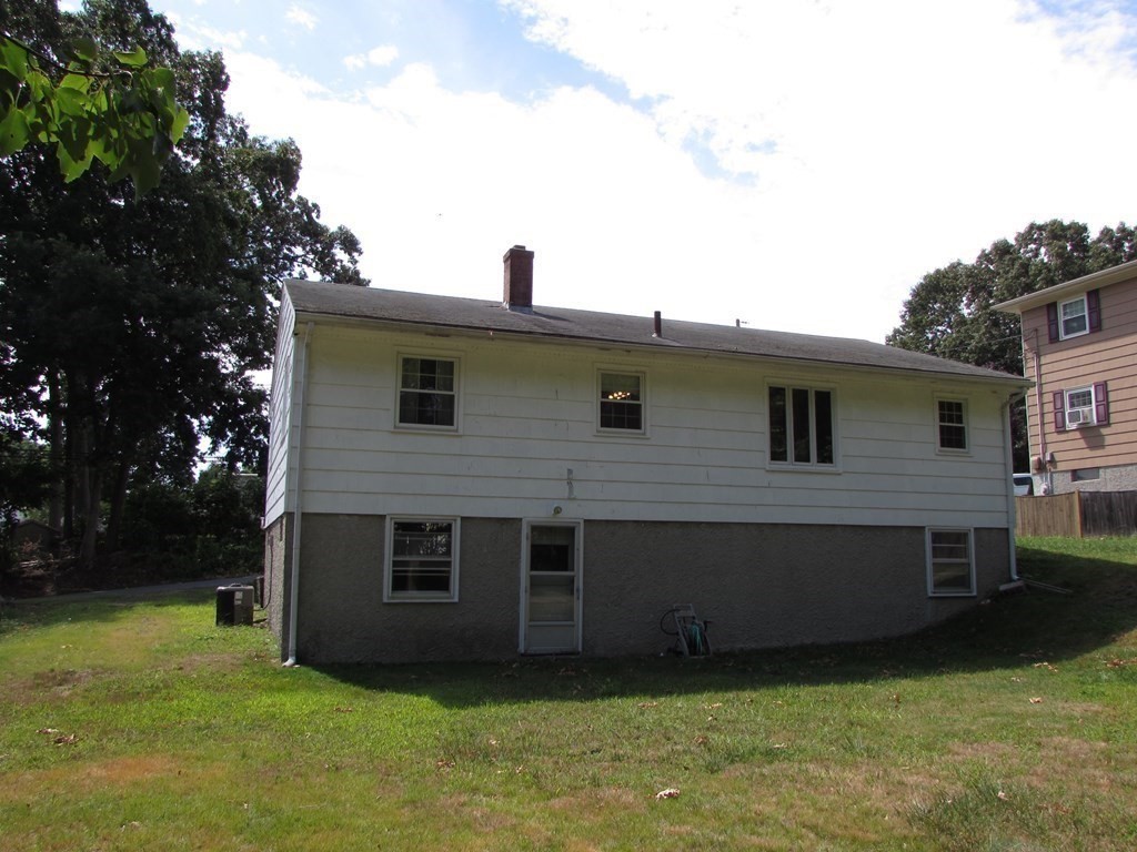 33 Old Willis Road Cumberland, RI 02864 - Photo 32 of 32 Gallery Image 32