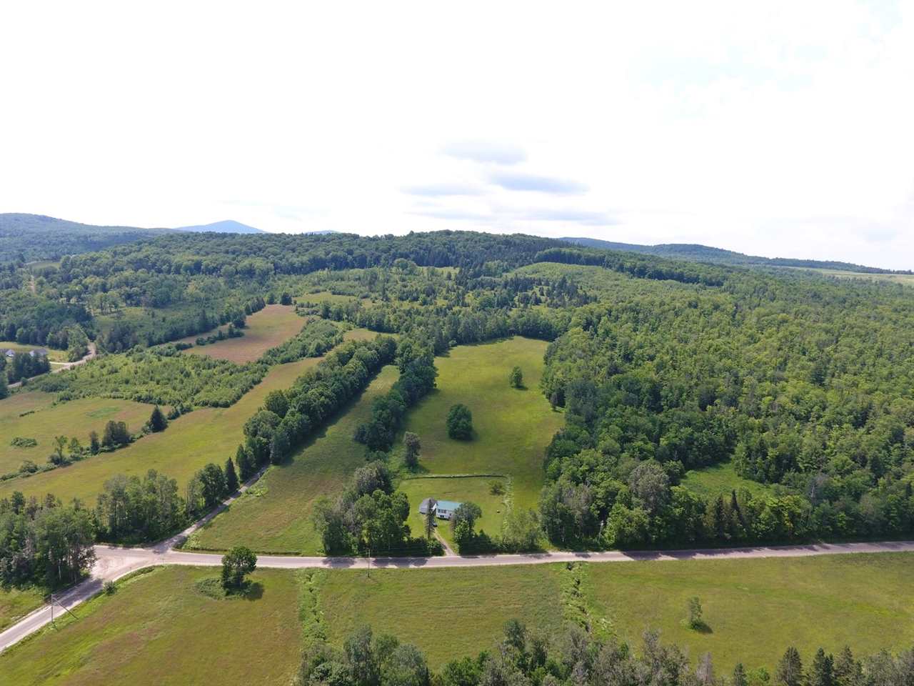 3501 Hudson Road Charleston, VT 05872 - Photo 5 of 21 Gallery Image 5