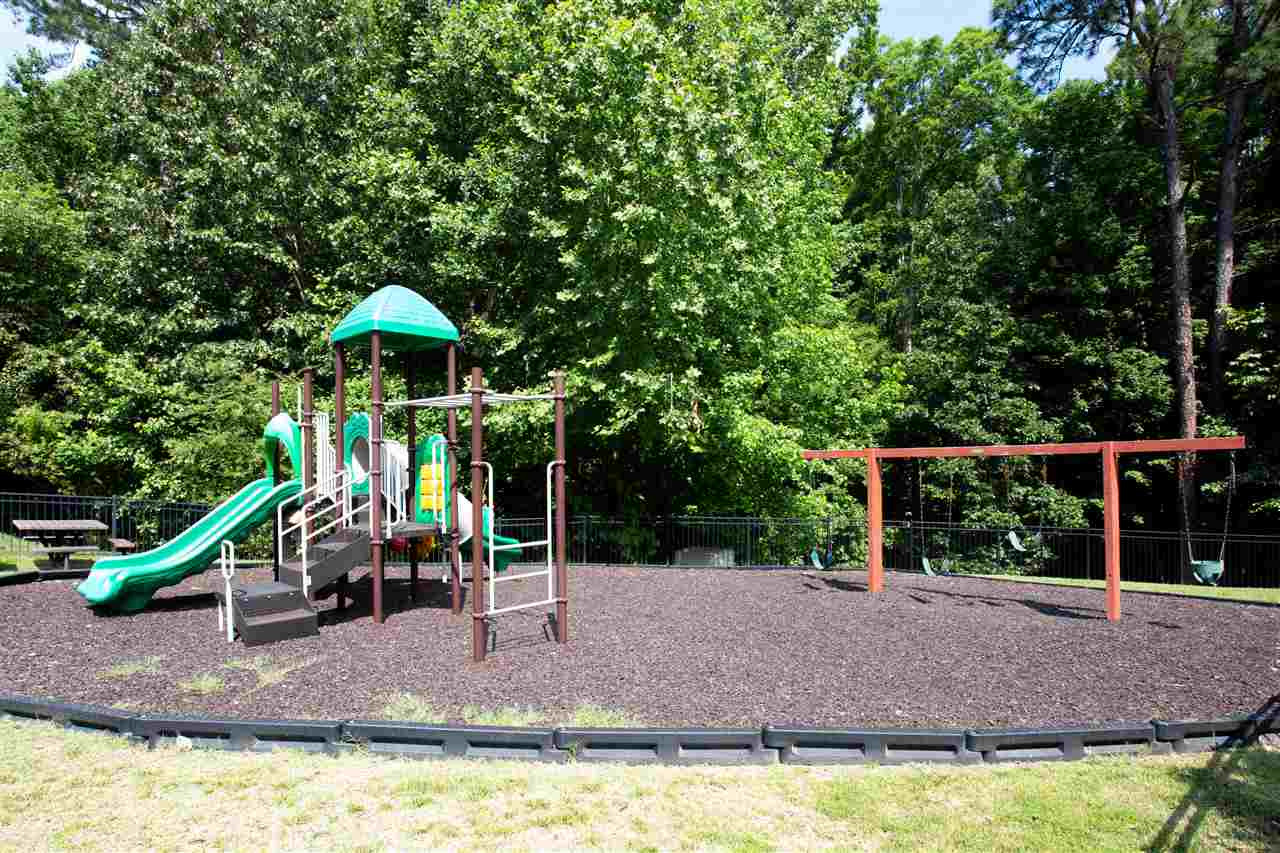 5429 Crescentview Parkway Raleigh, NC 27606 - Photo 28 of 30 Photo 28