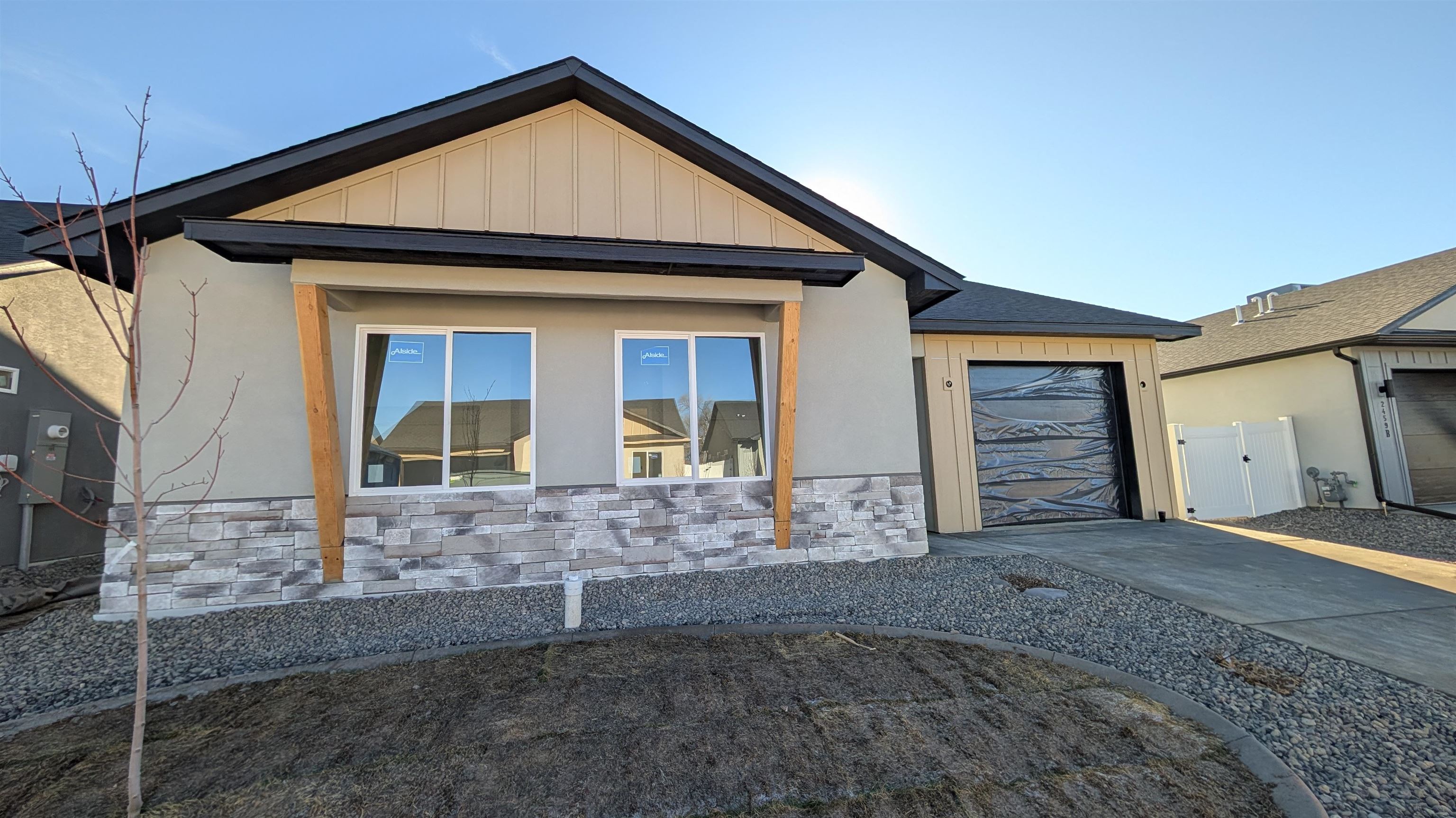 a view front of house with yard