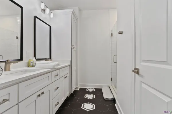 $2,200 | 415 Bedford Drive, Baton Rouge, LA 70806