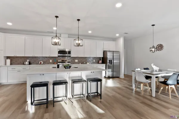 $2,200 | 415 Bedford Drive, Baton Rouge, LA 70806