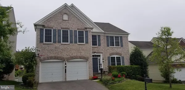 $999,000 | 8171 Douglas Fir Drive, Lorton, VA 22079