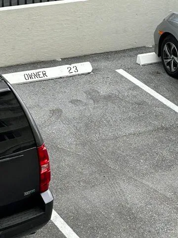 $459,999 | 125 South Ocean Avenue, Unit 207, Palm Beach Shores, FL 33404