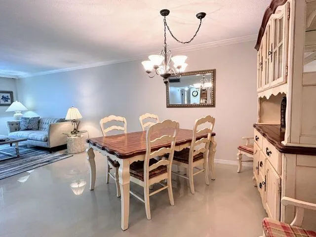 $459,999 | 125 South Ocean Avenue, Unit 207, Palm Beach Shores, FL 33404