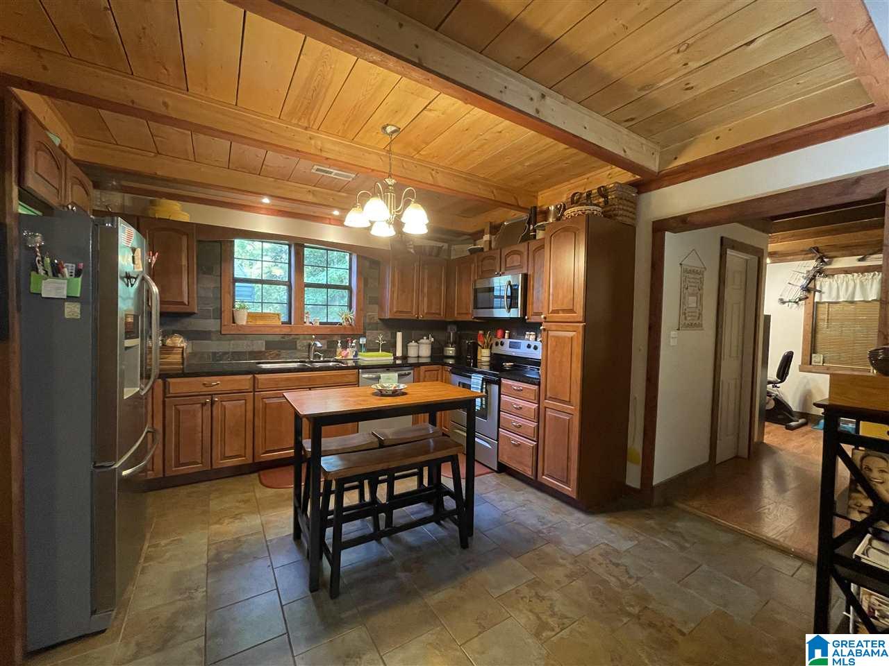 1196 Woolfolk Road Munford, AL 36268 - Photo 8 of 35 Gallery Image 8