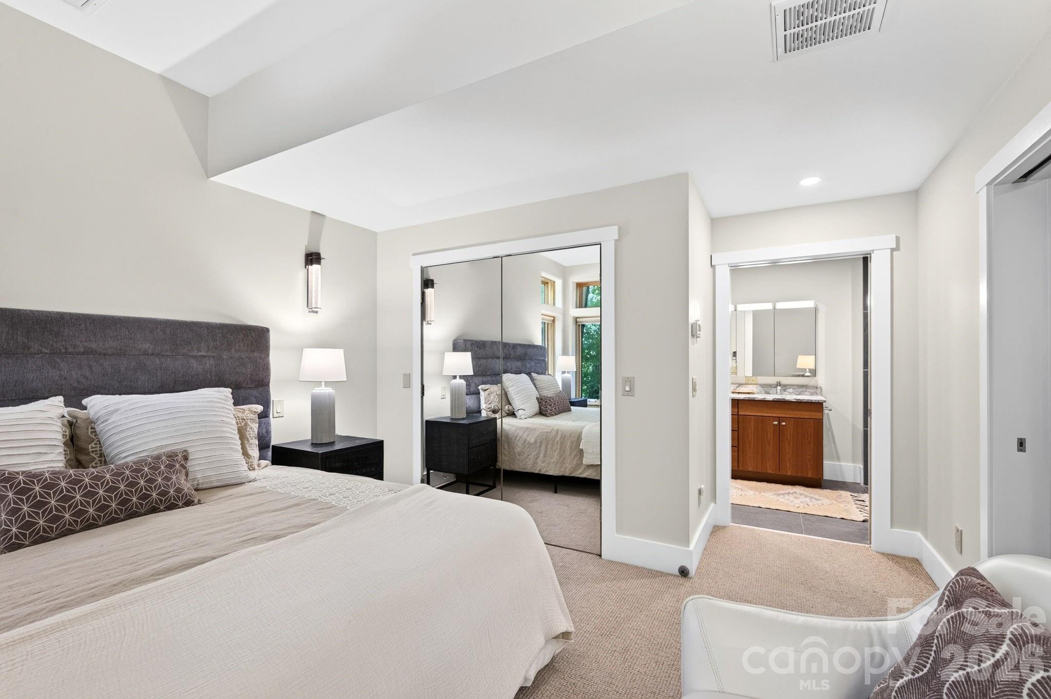 253 Edgewood Road Asheville, NC 28804 - Photo 23 of 38