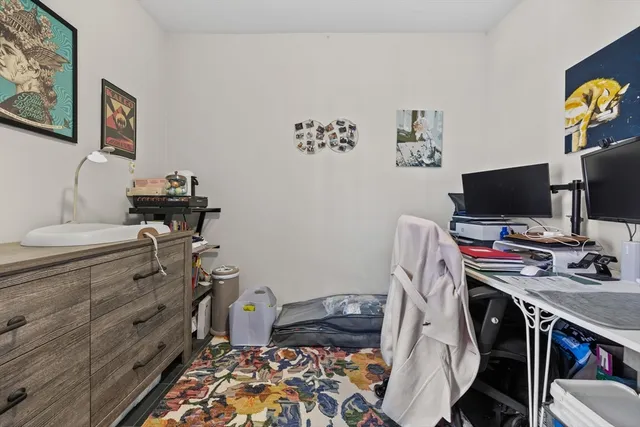 $3,000 | 149 Cottage Street, Unit 2, Boston, MA 02128