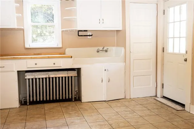 $85,000 | 1604 Ridge Avenue, Braddock, PA 15104