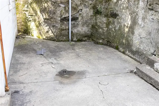 $85,000 | 1604 Ridge Avenue, Braddock, PA 15104