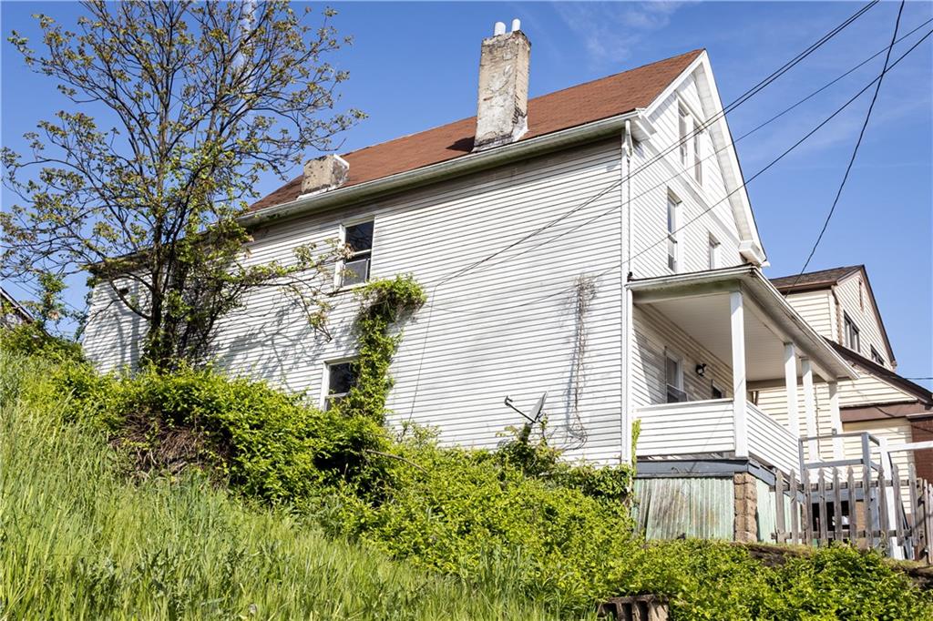 1604 Ridge Avenue Braddock, PA 15104 - Photo 3 of 29