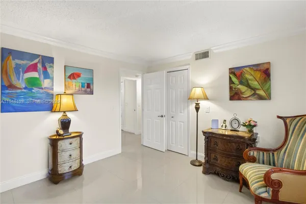 $270,000 | 101 Southeast 3rd Avenue, Unit 507, Dania Beach, FL 33004