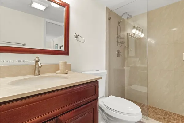 $270,000 | 101 Southeast 3rd Avenue, Unit 507, Dania Beach, FL 33004