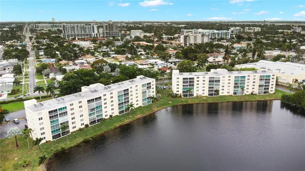 $270,000 | 101 Southeast 3rd Avenue, Unit 507, Dania Beach, FL 33004