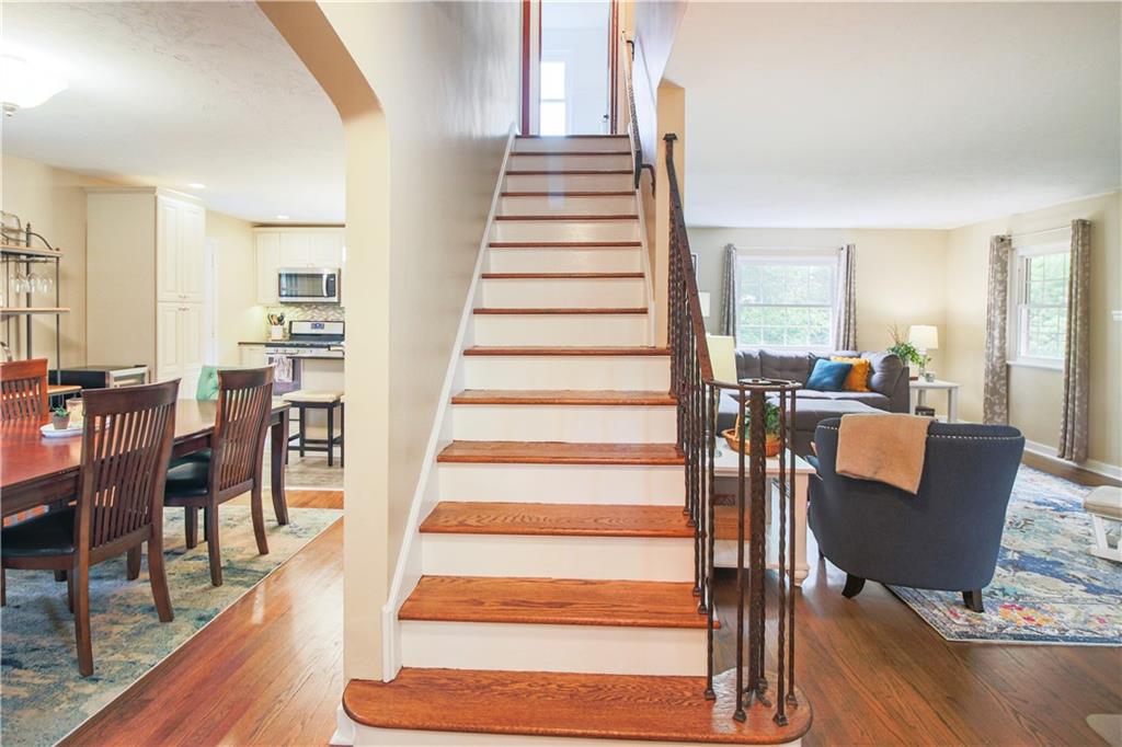 1070 Old Gate Road Pittsburgh, PA 15235 - Photo 11 of 25 Gallery Image 11